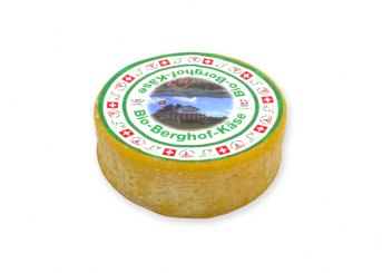 Bio-Berghofkäse Mutschli klein mit ihrem Aufdruck 